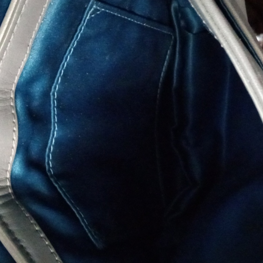 Coach Kristen Spectator leather Bag, external pocket under flap, Gunmetal, EUC - Picture 3 of 8